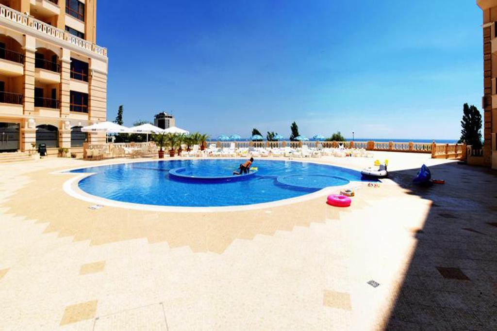 Psb Cabacum Beach Apartments Golden Sands Luaran gambar